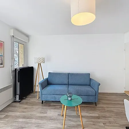 T1 Avec Balcon Pres Et Centre - Fr-1-465-126 Apartment