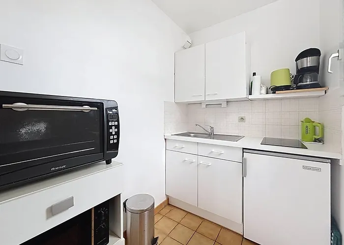 T1 Avec Balcon Pres Et Centre - Fr-1-465-126 Apartment