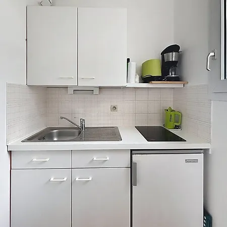 T1 Avec Balcon Pres Et Centre - Fr-1-465-126 Apartmán *