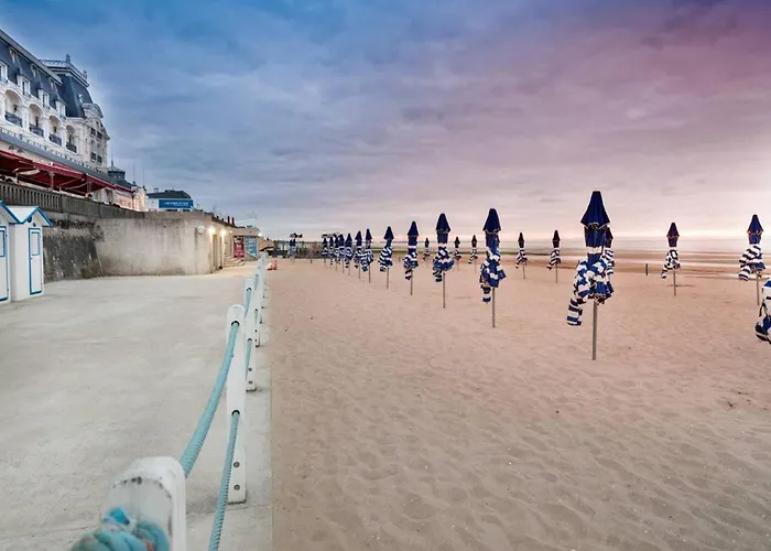 Apartament T1 Avec Balcon Pres Et Centre - Fr-1-465-126 *